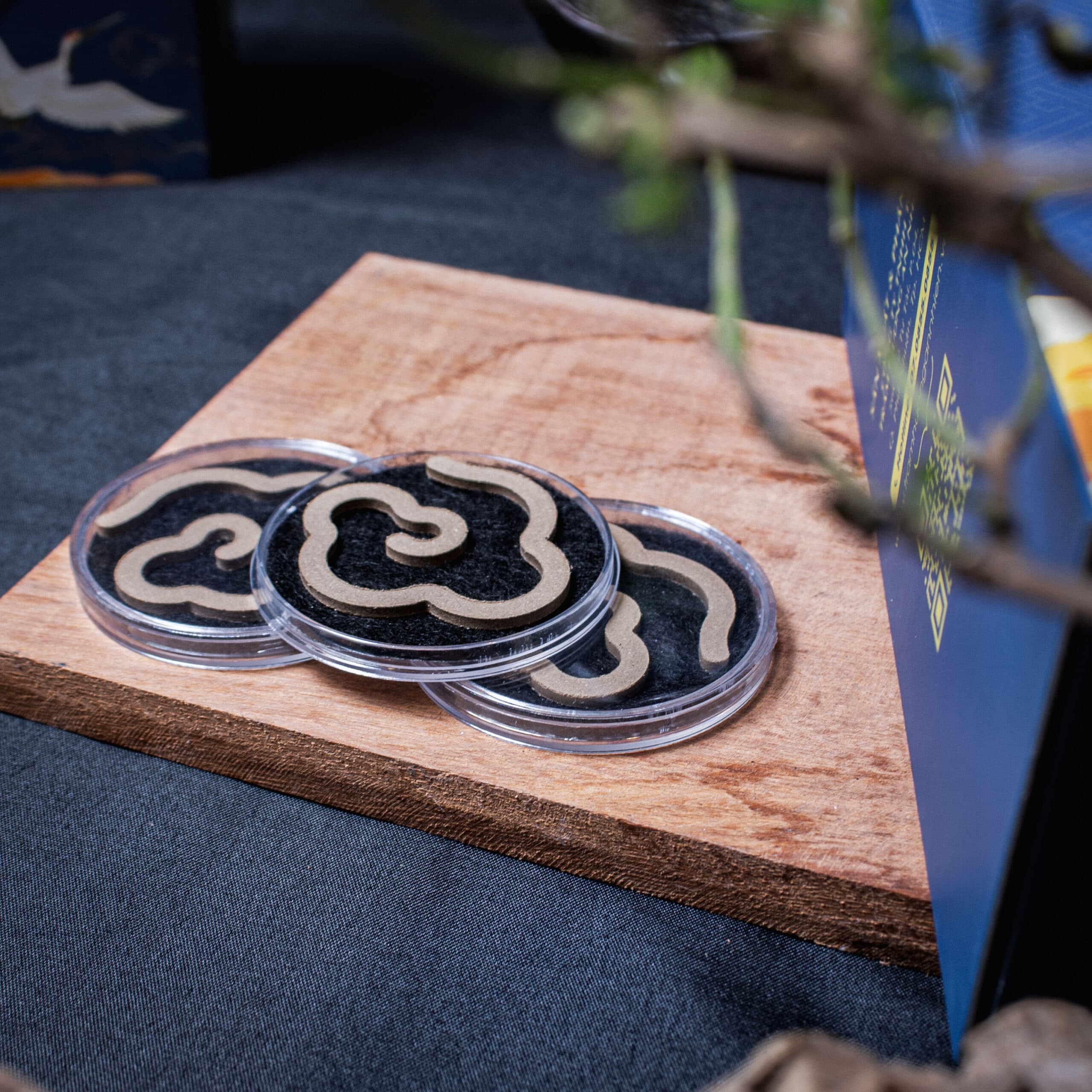 Trầm Hương Vân Mây - Thượng Hạng - Lớn - Hộp 10 vân 2